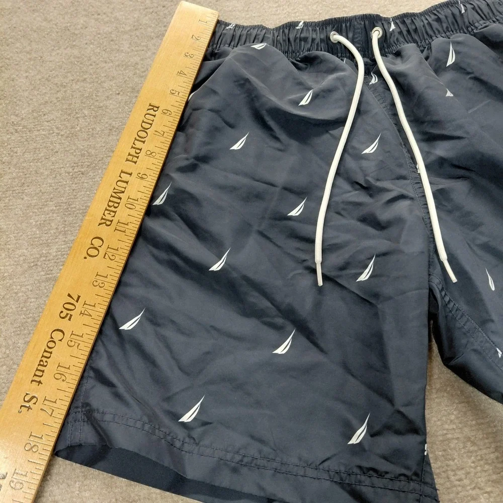 Nautica Men's Swim‎ Trunks Navy Blue All Over Logo Size MEDIUM Pockets Lined
